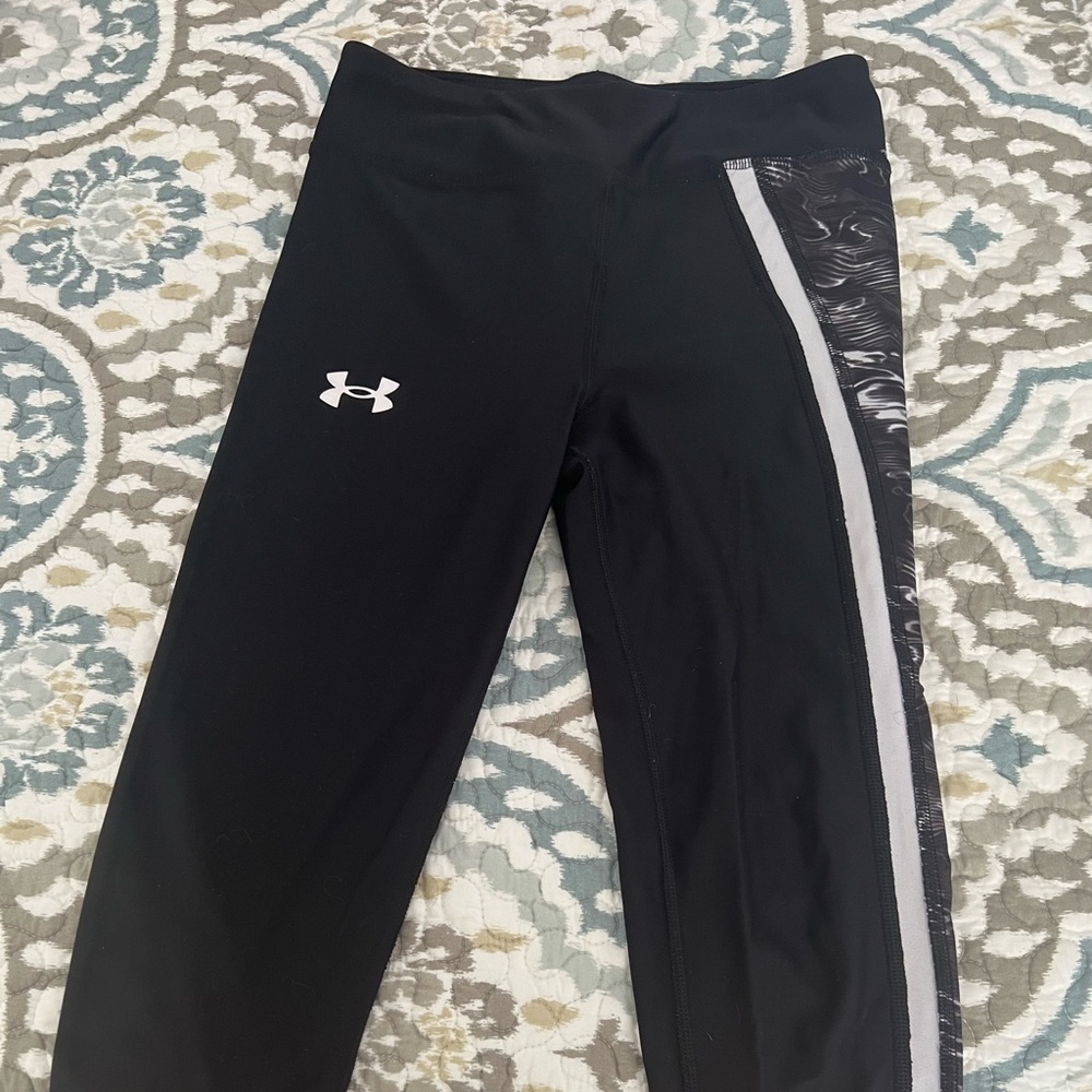Girls under armor leggings size Youth medium